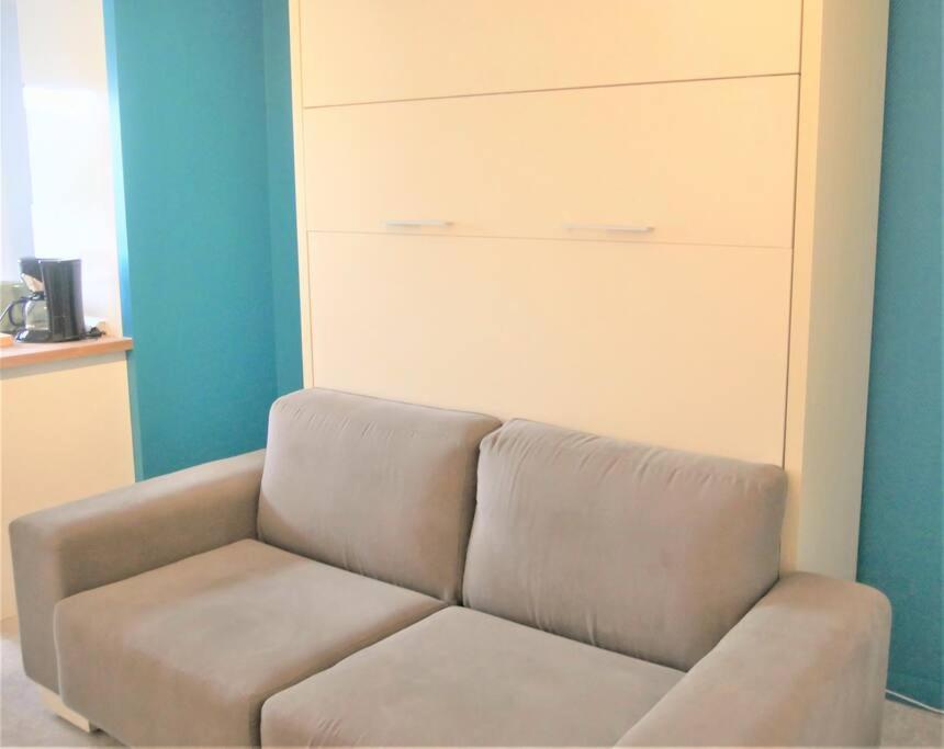 Agreable Studio Situe Dans L'Hyper Centre D'Auray Exterior foto